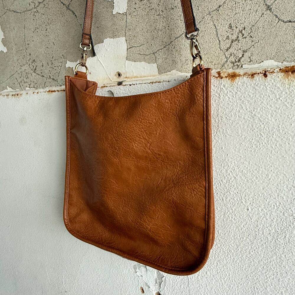 Ah Dorned Crossbody Bag Vegan Leather Camel Brown Minimalist Everyday Purse